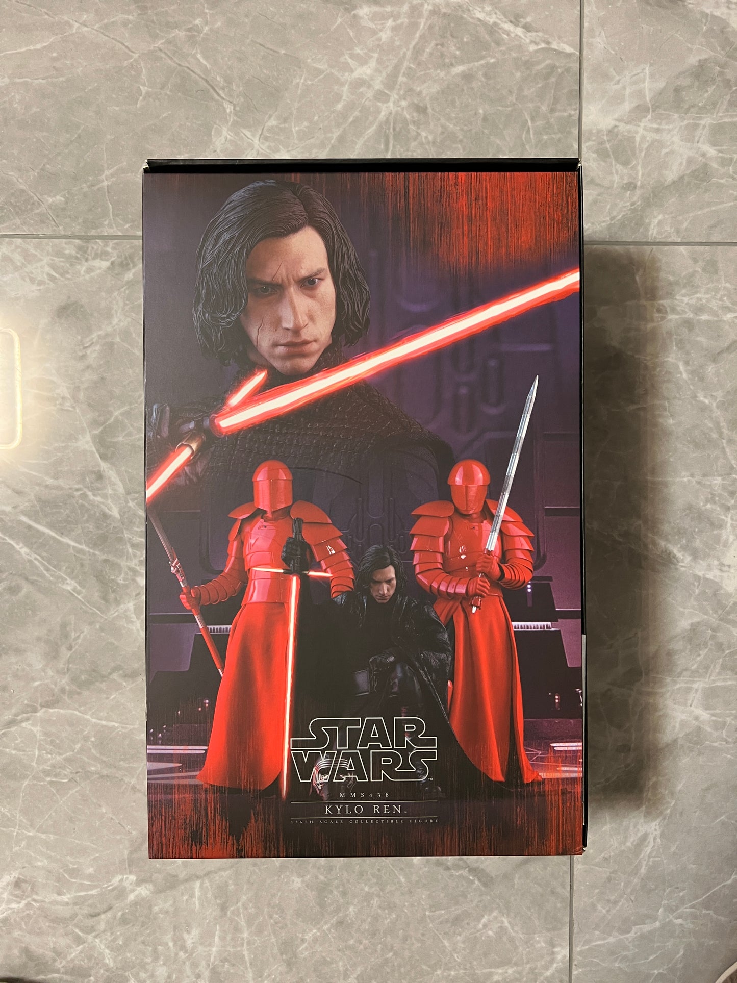 Hot Toys Star Wars The Last Jedi Kylo Ren MMS438