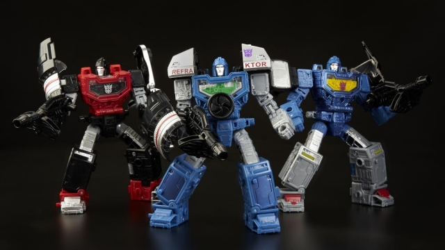 Refraktor Reconnaissance Team Exclusive Three Pack Deluxe Class | Transformers G