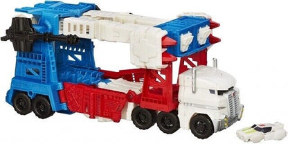 Hasbro Transformers Combiner Wars Ultra Magnus Leader Class Action Figure